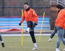 kpl平台投注 -山东泰山内部会议纪要流出——清晨防线松动；亚冠使命明确；细节决定成败的简单介绍